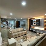 apartamento luxury frente al mar Cartagena edificio marina del rey