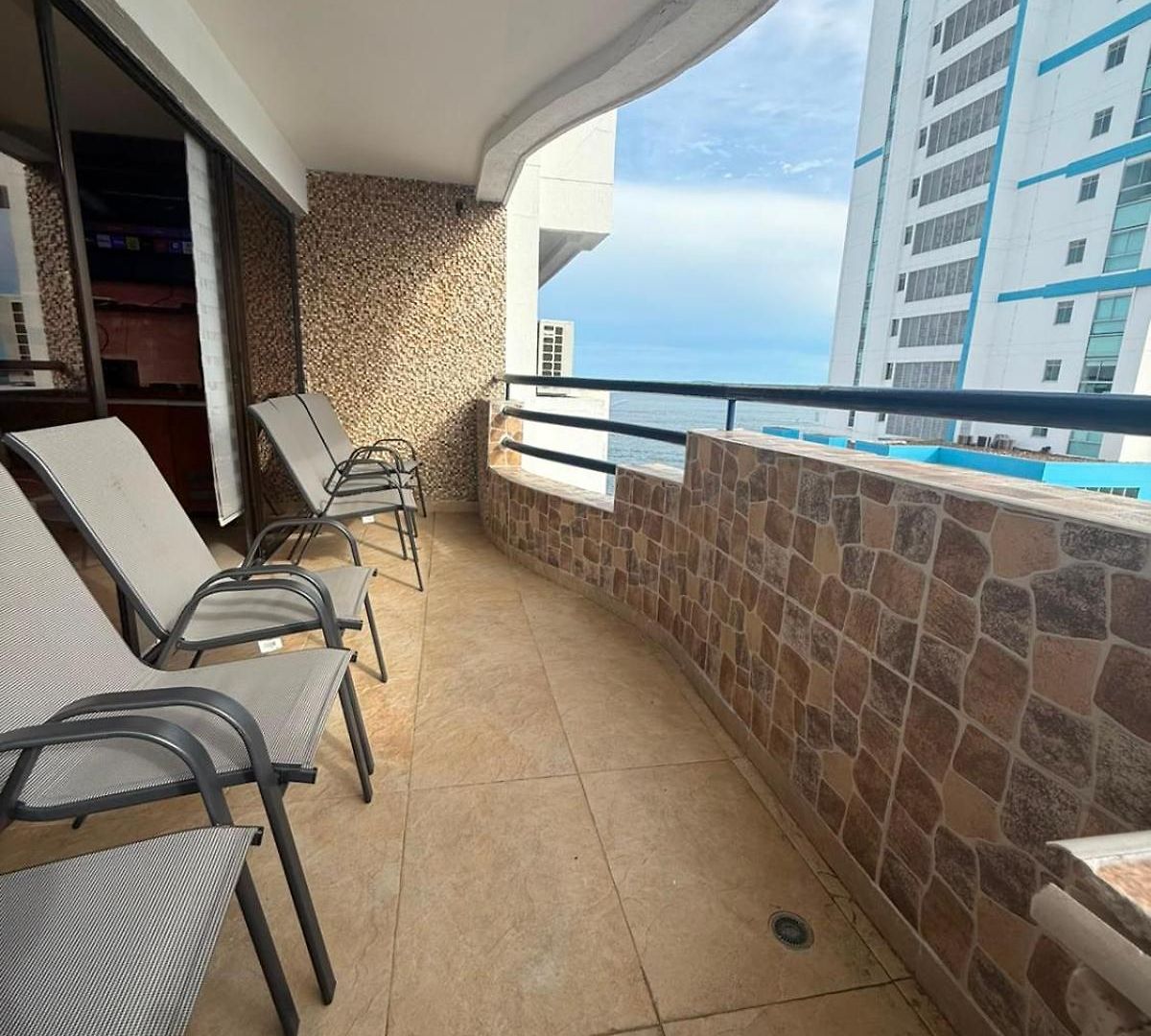Apartamento Luxury Frente Al Mar Edificio Marina Del Rey Cartagena