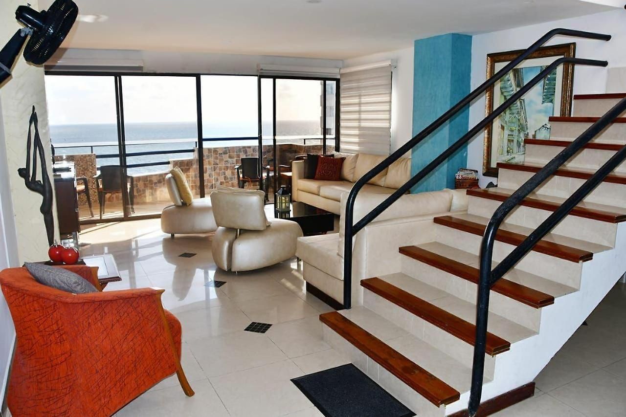 Apartamento Luxury Frente Al Mar Edificio Marina Del Rey Cartagena