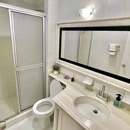 Luxury Frente Al Mar Edificio Marina Del Rey *