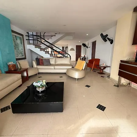 Luxury Frente Al Mar Edificio Marina Del Rey Apartamento *